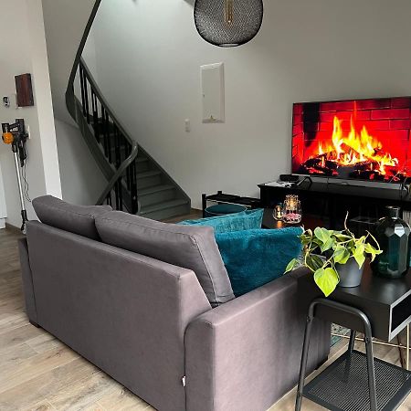 ספא Les Duplex De La Place Des Ecoles מראה חיצוני תמונה