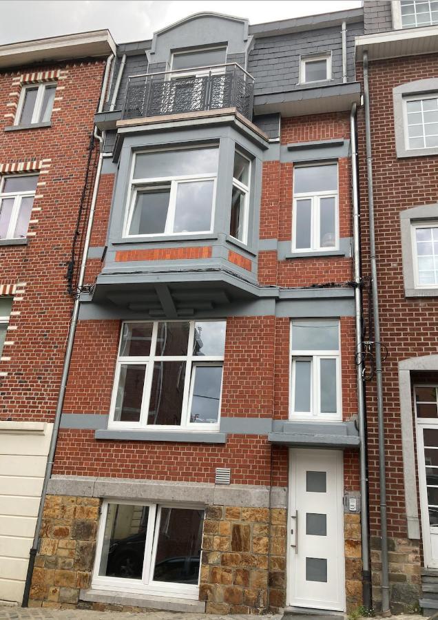 ספא Les Duplex De La Place Des Ecoles מראה חיצוני תמונה