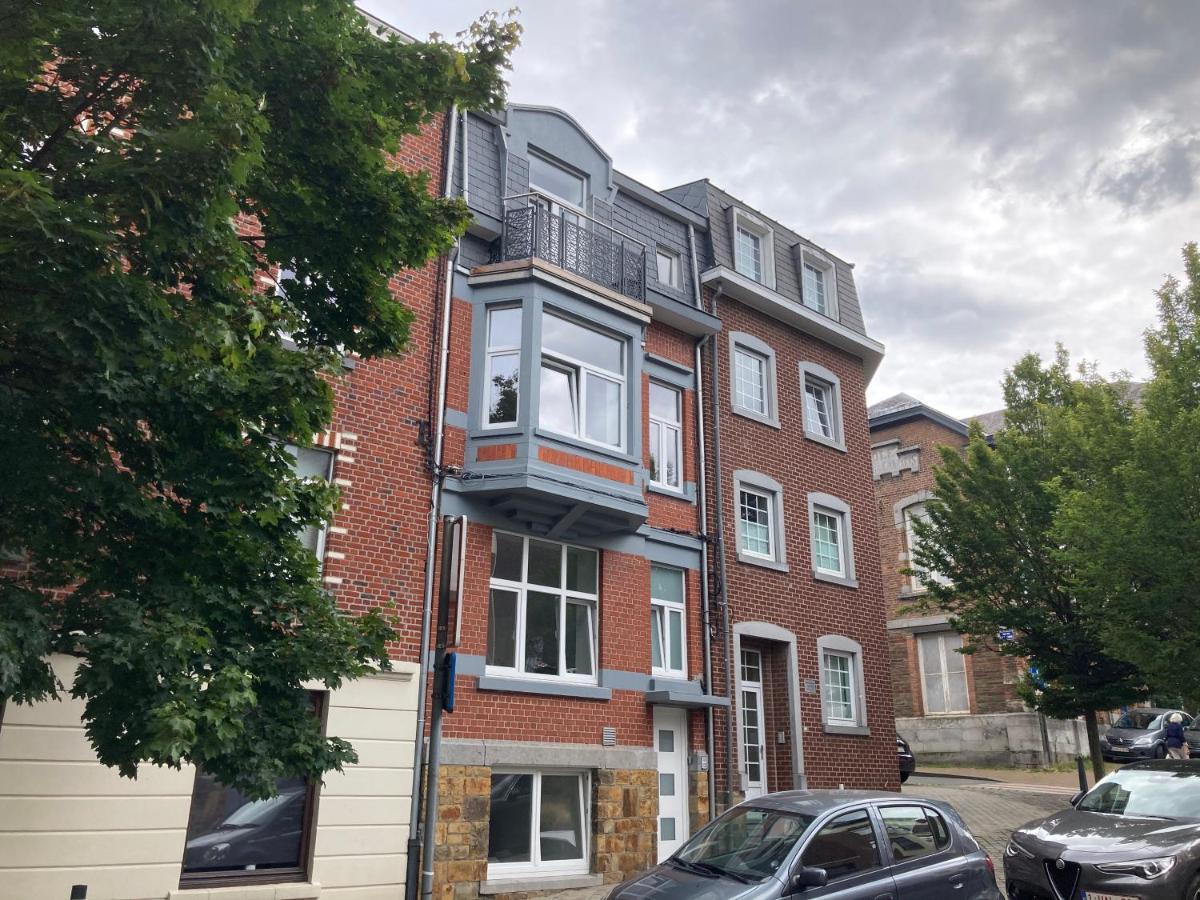ספא Les Duplex De La Place Des Ecoles מראה חיצוני תמונה