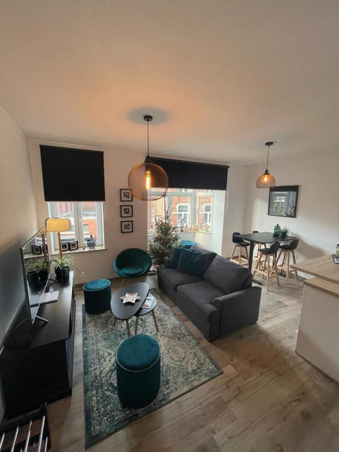ספא Les Duplex De La Place Des Ecoles מראה חיצוני תמונה
