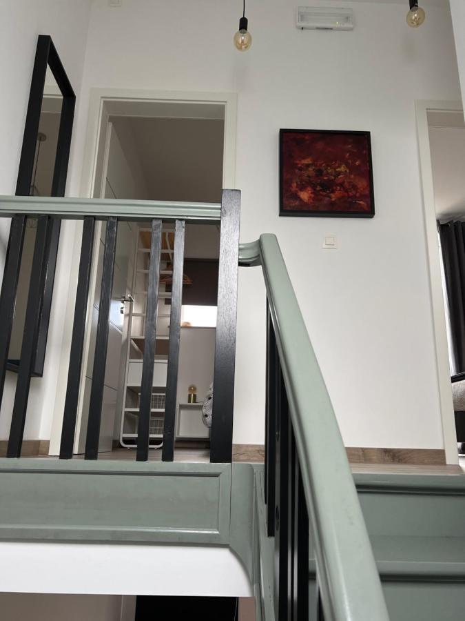 ספא Les Duplex De La Place Des Ecoles מראה חיצוני תמונה